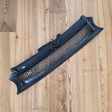 Load image into Gallery viewer, Kamei Tuning Honeycomb Style Front Grill Golf Mk4
