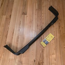 Load image into Gallery viewer, Helvetia Tuning Front Spoiler Golf Mk2 GTI GTD
