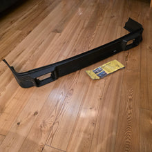 Load image into Gallery viewer, Helvetia Tuning Front Spoiler Golf Mk2 GTI GTD
