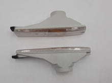 Load image into Gallery viewer, Fifft Clear Turn Signal Set Golf/Jetta Mk2
