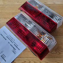 Load image into Gallery viewer, Crystal Clear/Red Tail Light Set Golf Mk1
