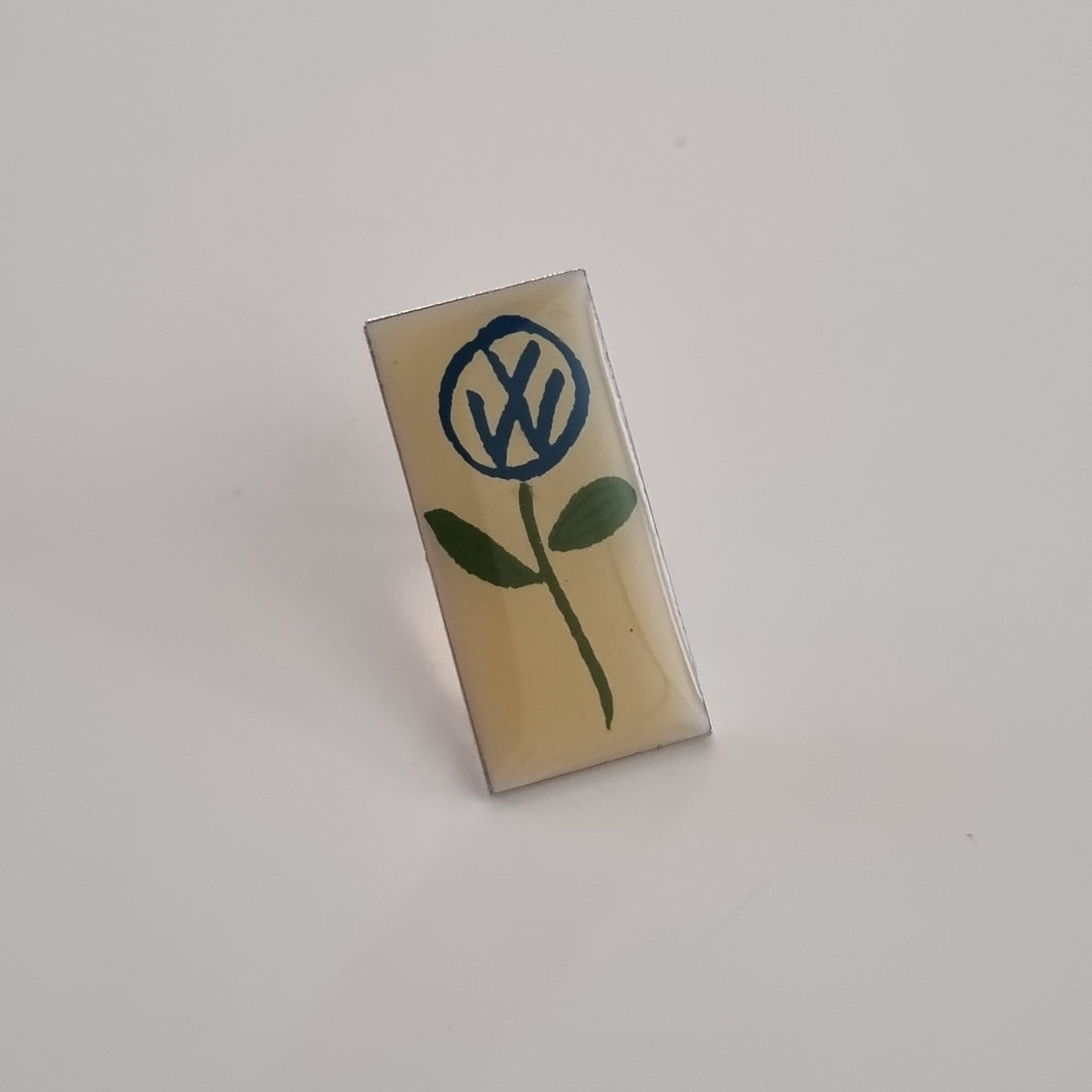 VW Flower Pin