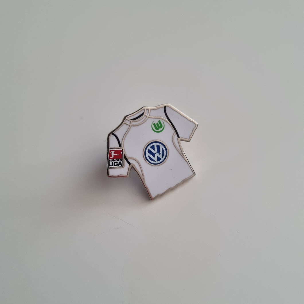 VW Football T-Shirt Pin
