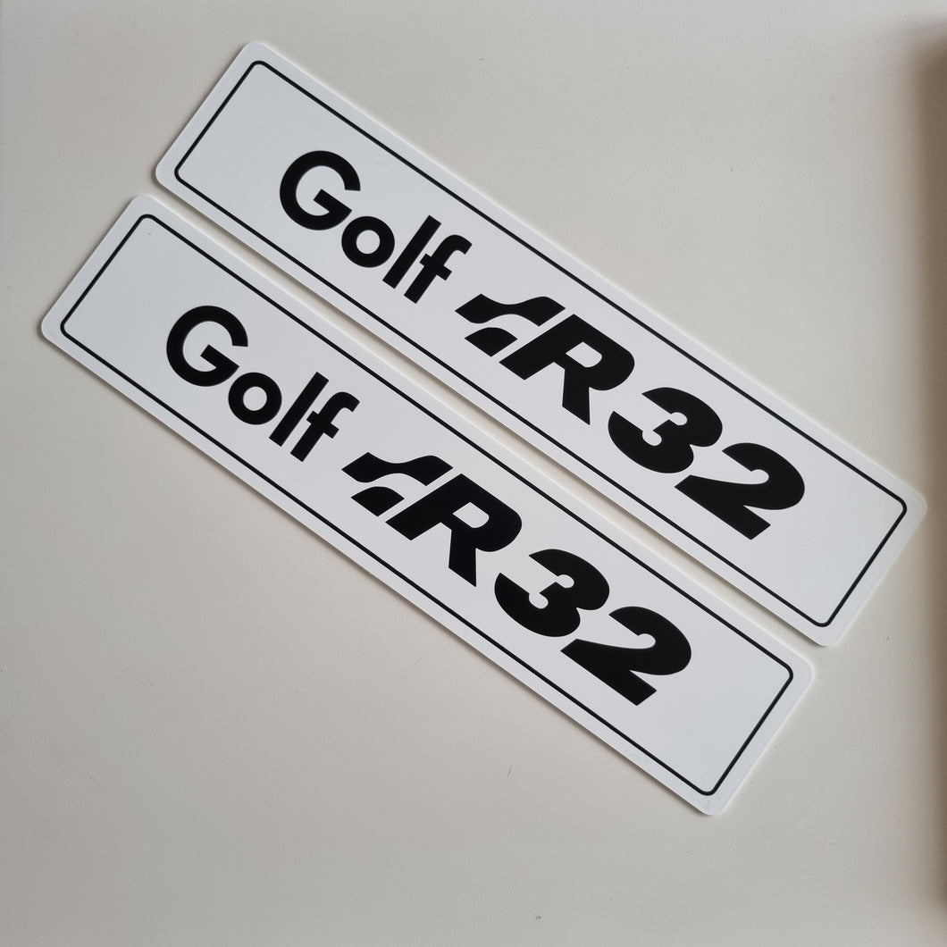 Showroom Golf R32 Licence Plate Set